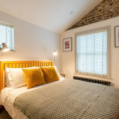 Beautiful, Central, 3 Min Walk From Beach, 2 King Doubles Brighton Eksteriør billede